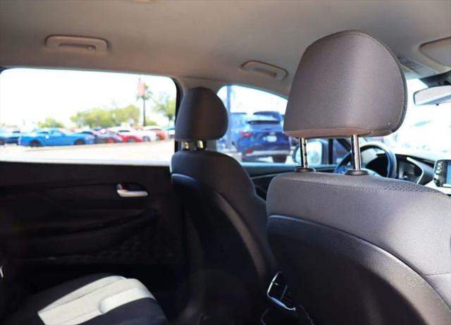 2019 Hyundai Santa Fe SE