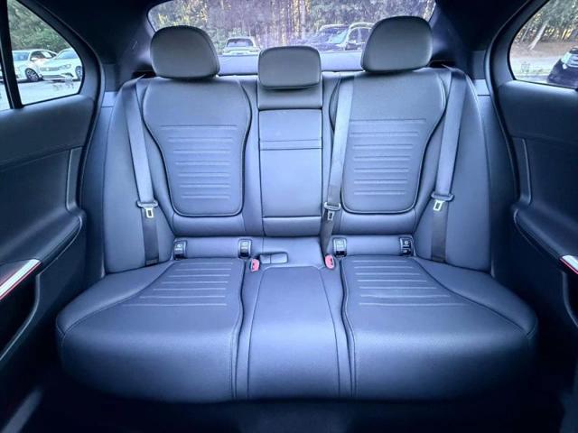 2024 Mercedes-Benz C-CLASS C 300 C 300