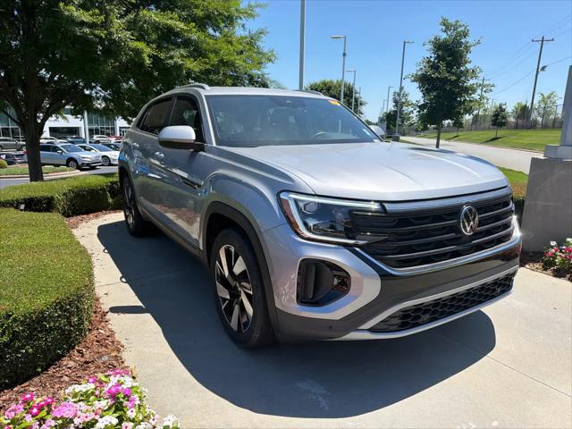 2024 Volkswagen Atlas Cross Sport 2.0T SE w/Technology