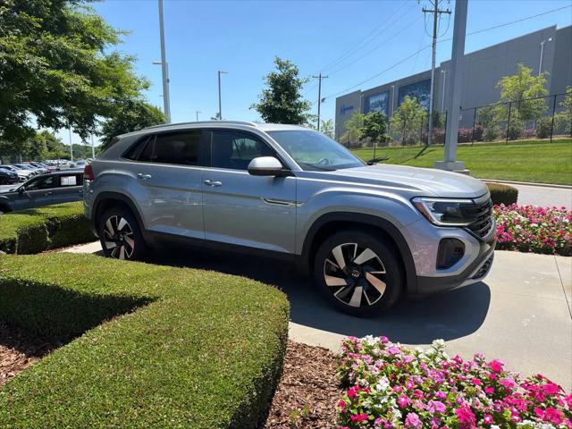 2024 Volkswagen Atlas Cross Sport 2.0T SE w/Technology