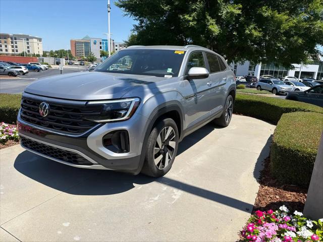 2024 Volkswagen Atlas Cross Sport 2.0T SE w/Technology