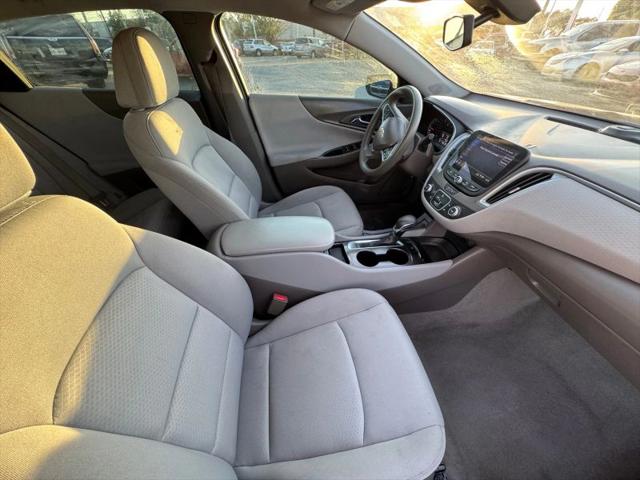 2022 Chevrolet Malibu FWD LS