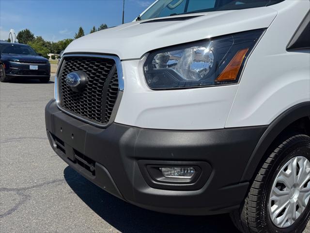 2025 Ford Transit Cargo Van Base