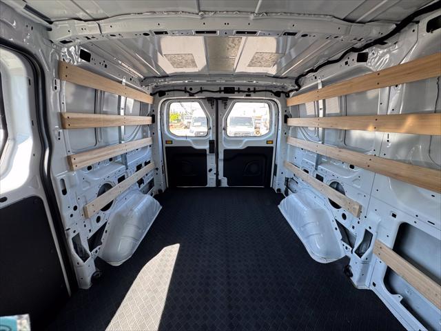 2025 Ford Transit Cargo Van Base