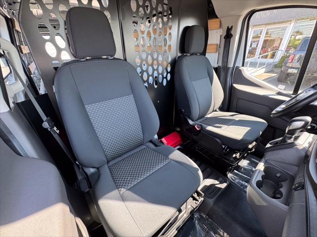2025 Ford Transit Cargo Van Base