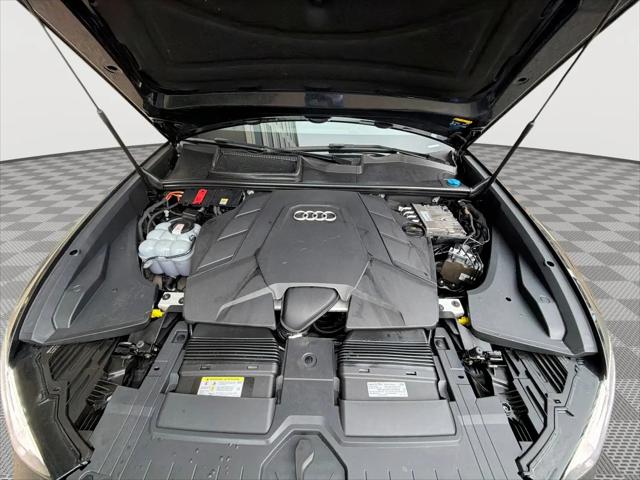 2021 Audi Q8 Premium Plus 55 TFSI quattro Tiptronic