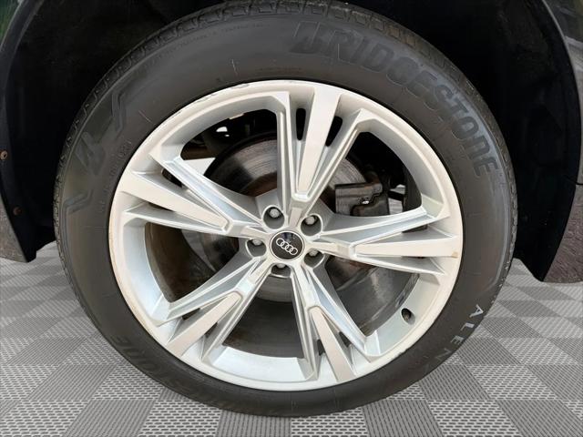 2021 Audi Q8 Premium Plus 55 TFSI quattro Tiptronic