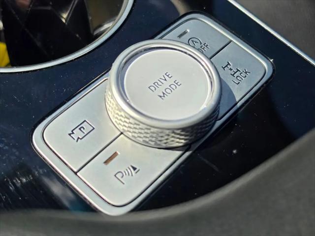 2025 Genesis GV80 2.5T Standard AWD