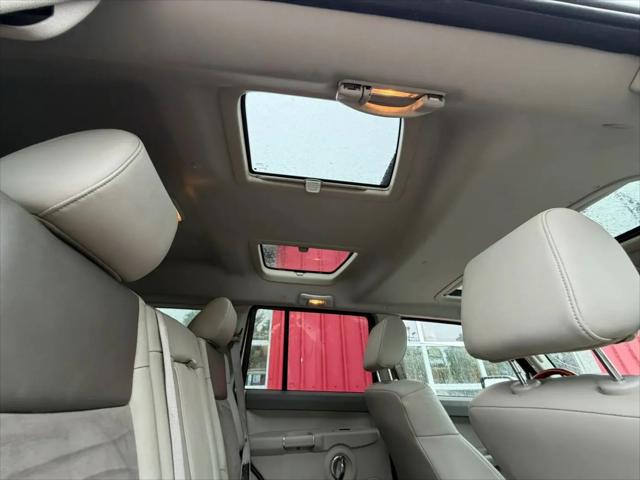 2007 Jeep Commander Overland