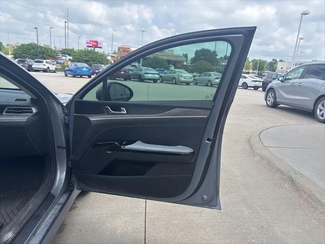 2021 Kia K5 EX