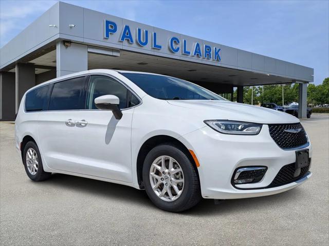 2023 Chrysler Pacifica Touring L for sale in Yulee, FL