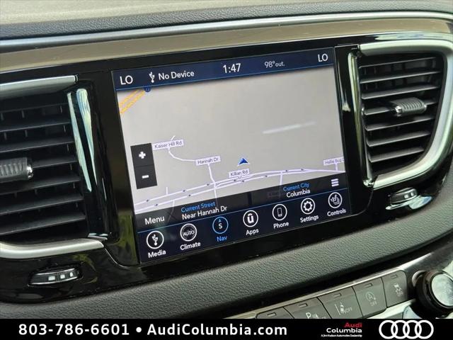 2020 Chrysler Pacifica Touring L Plus