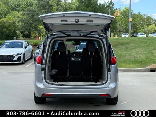 2020 Chrysler Pacifica Touring L Plus