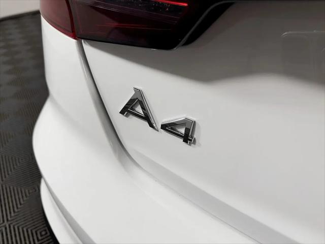 2022 Audi A4 Premium Plus 45 TFSI S line quattro S tronic