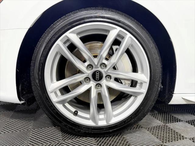 2022 Audi A4 Premium Plus 45 TFSI S line quattro S tronic