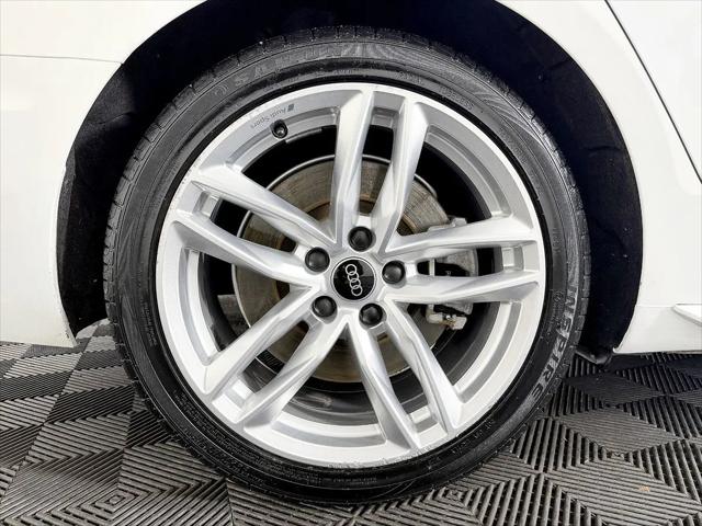2022 Audi A4 Premium Plus 45 TFSI S line quattro S tronic