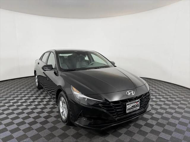 2022 Hyundai Elantra SE