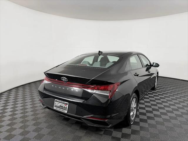 2022 Hyundai Elantra SE