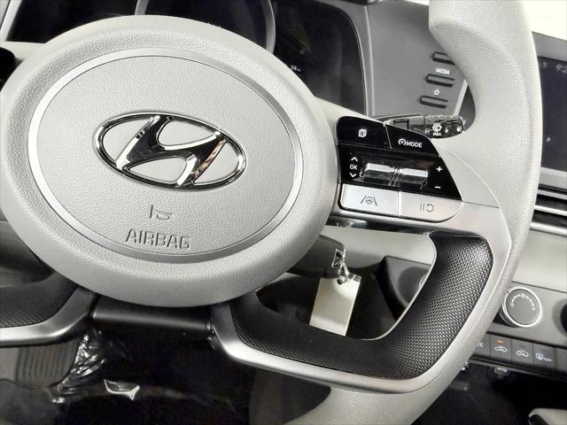2022 Hyundai Elantra SE
