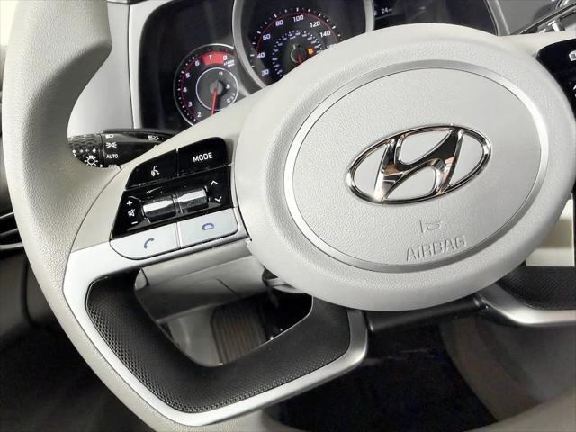 2022 Hyundai Elantra SE