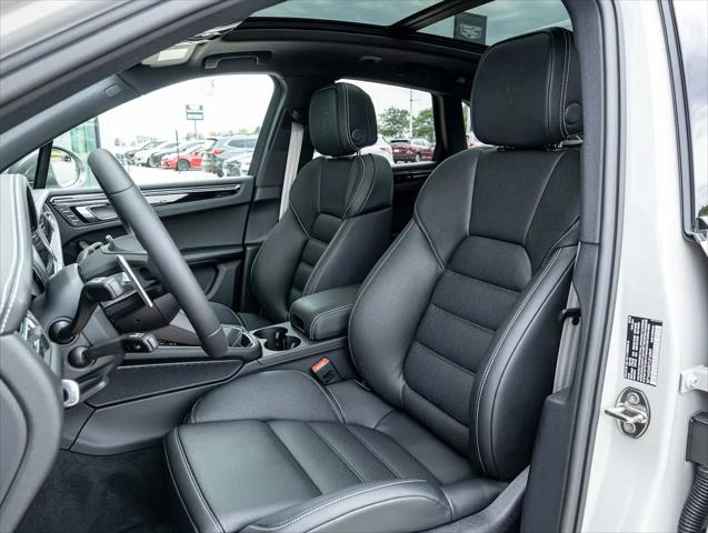 2026 Porsche Macan T