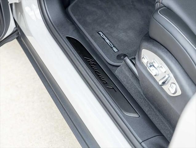 2026 Porsche Macan T