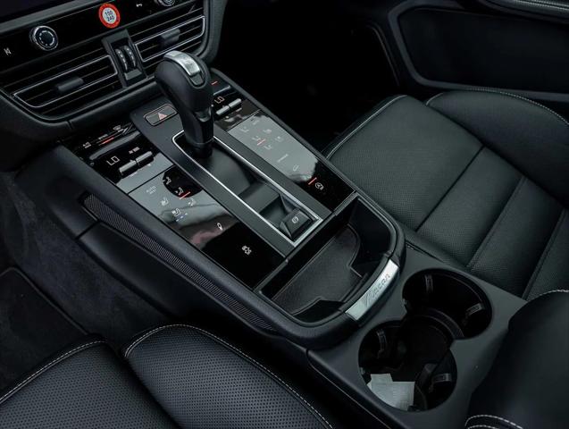 2026 Porsche Macan T