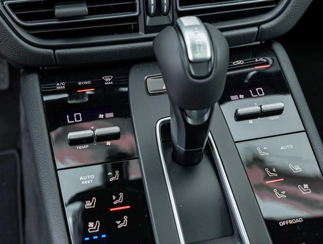 2026 Porsche Macan T