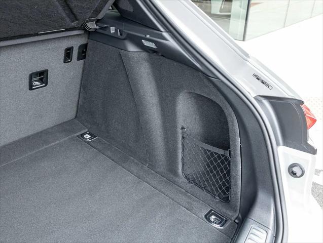 2026 Porsche Macan T