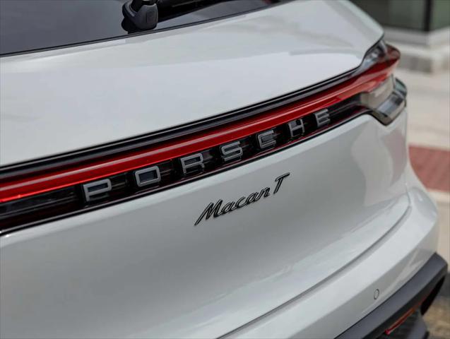 2026 Porsche Macan T