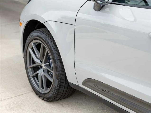 2026 Porsche Macan T