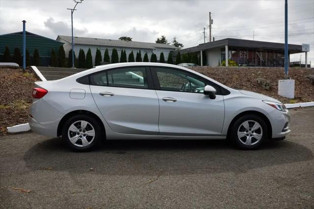 2017 Chevrolet Cruze LS Auto