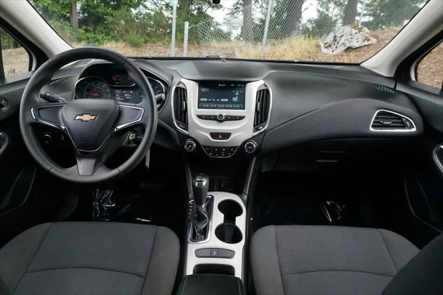 2017 Chevrolet Cruze LS Auto
