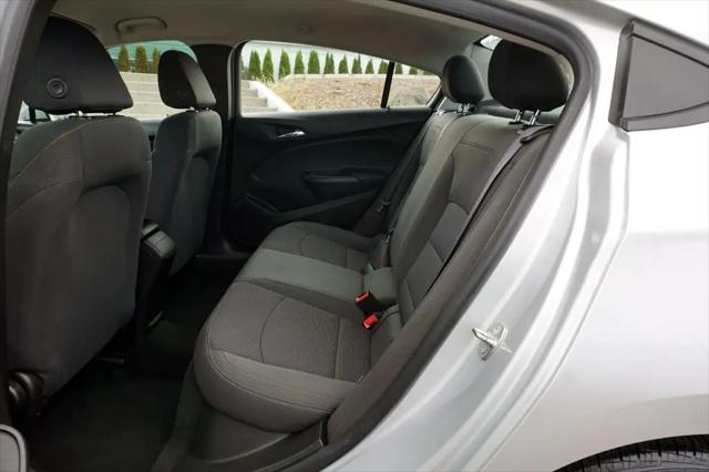 2017 Chevrolet Cruze LS Auto