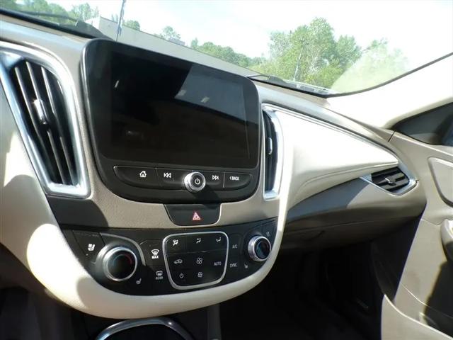 2022 Chevrolet Malibu FWD Premier
