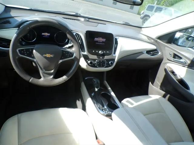 2022 Chevrolet Malibu FWD Premier
