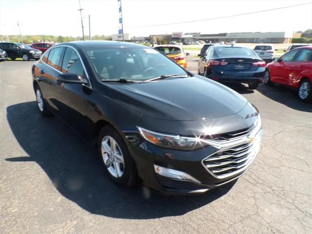 2021 Chevrolet Malibu FWD 1FL