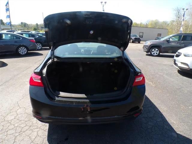 2021 Chevrolet Malibu FWD 1FL