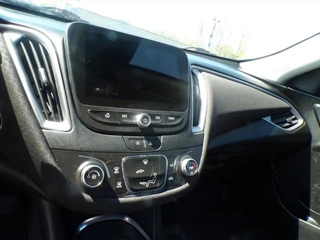 2021 Chevrolet Malibu FWD 1FL