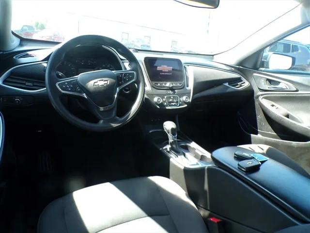 2021 Chevrolet Malibu FWD 1FL