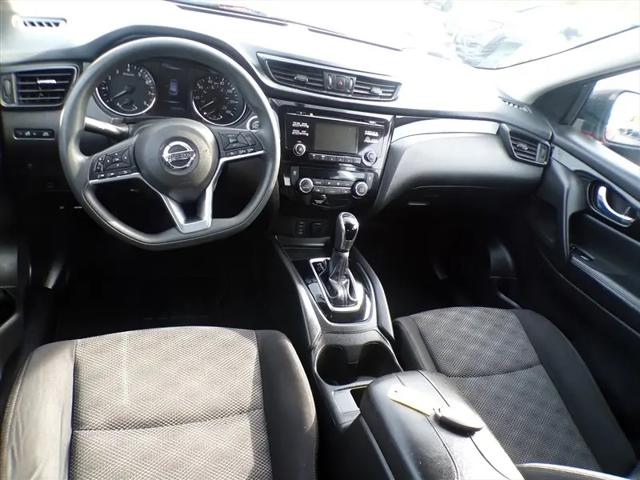 2018 Nissan Rogue Sport SV