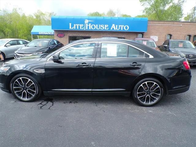 2018 Ford Taurus SEL for sale in Lakewood, NY