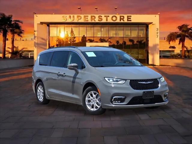 2022 Chrysler Pacifica Touring L for sale in El Cajon, CA
