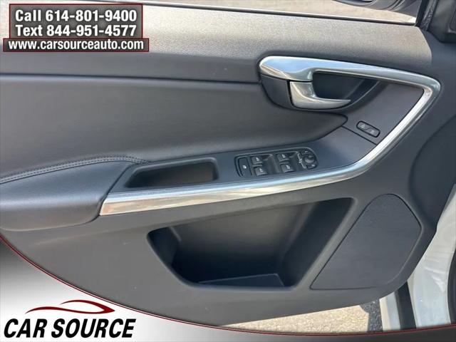 2016 Volvo XC60 T6 Drive-E