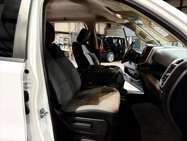 2020 Ram 1500 Big Horn Crew Cab 4x4 57 Box