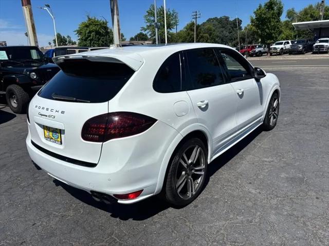 2013 Porsche Cayenne GTS
