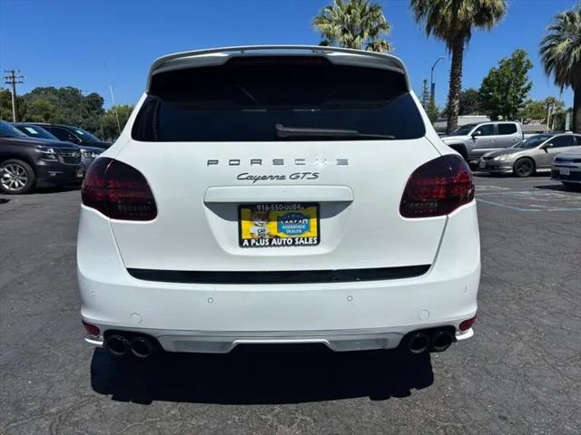 2013 Porsche Cayenne GTS