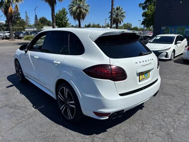 2013 Porsche Cayenne GTS