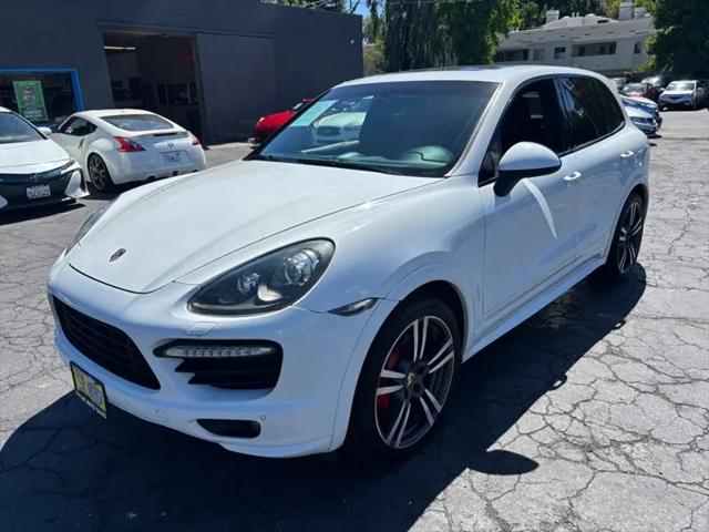 2013 Porsche Cayenne GTS