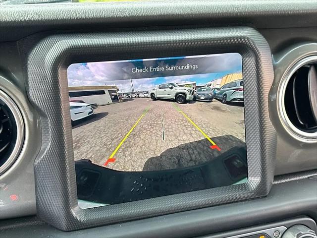 2023 Jeep Gladiator Overland